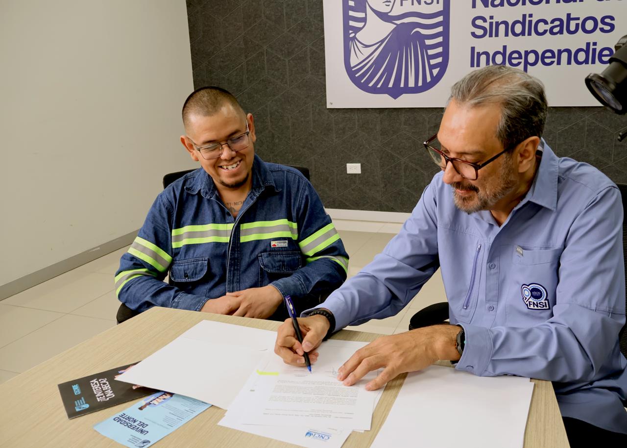 Firma FNSI convenio educativo con Universidad CNCI