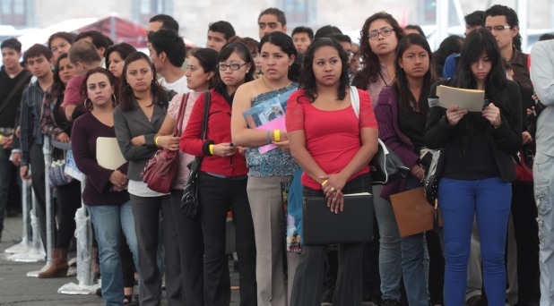 Revela estudio que 8 de 10 jóvenes desempleados son mujeres