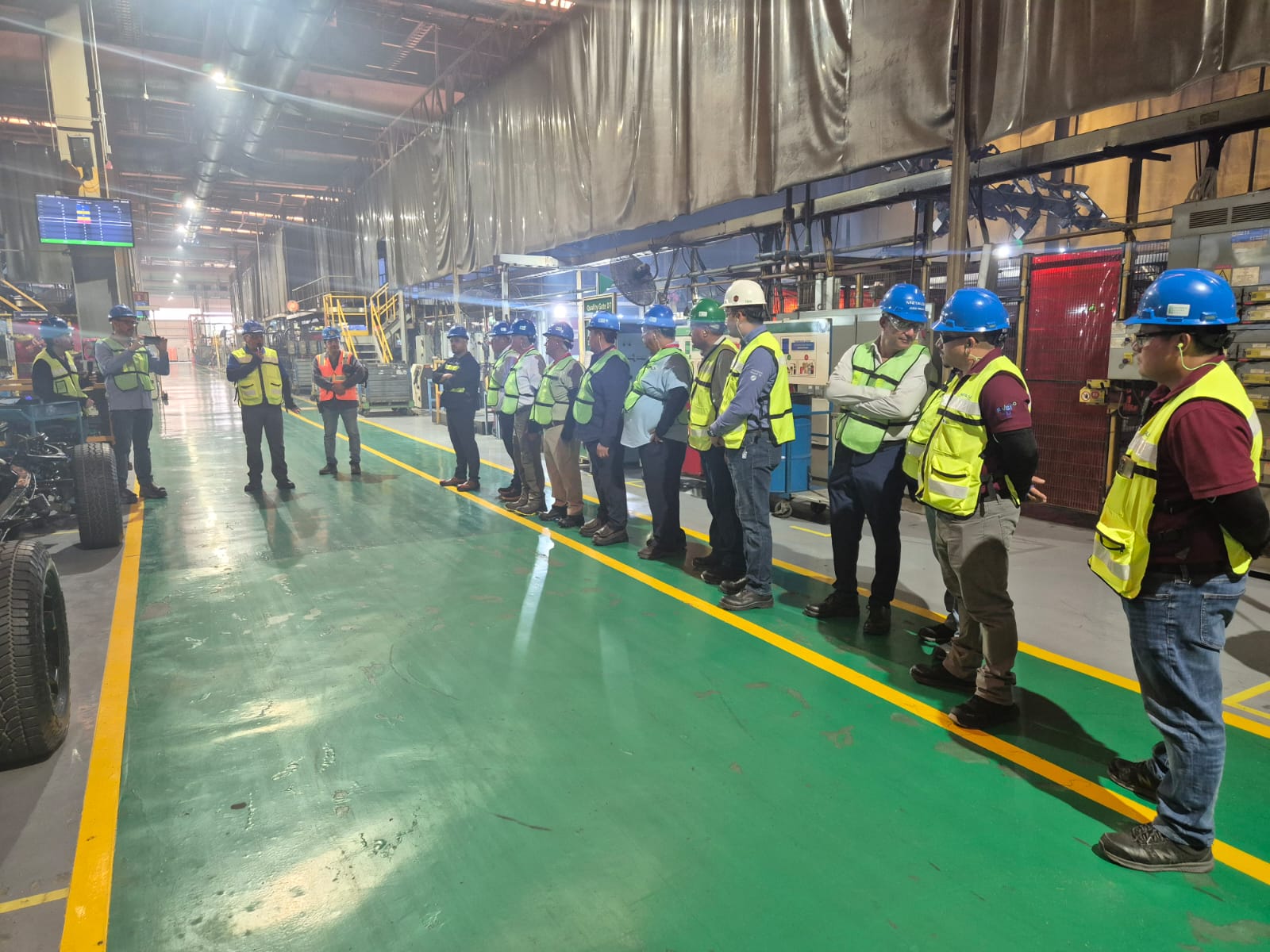 Recorre CEN de la FNSI instalaciones de Metalsa