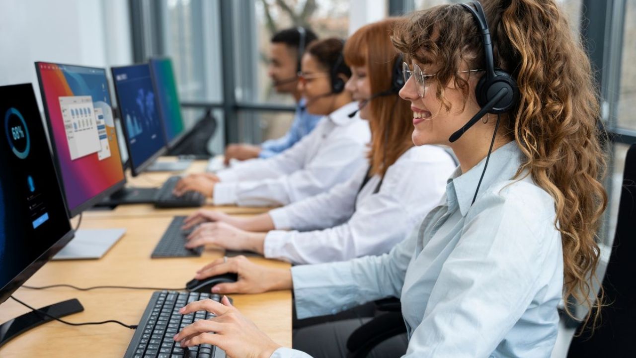 Ofrecen línea de denuncia para trabajadores a través del 070